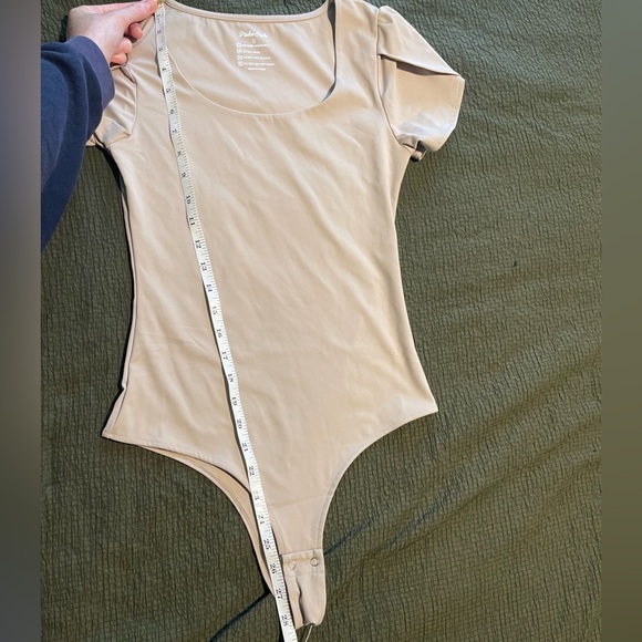 Short Sleeve Nude bodysuit - Picture 7 of 7